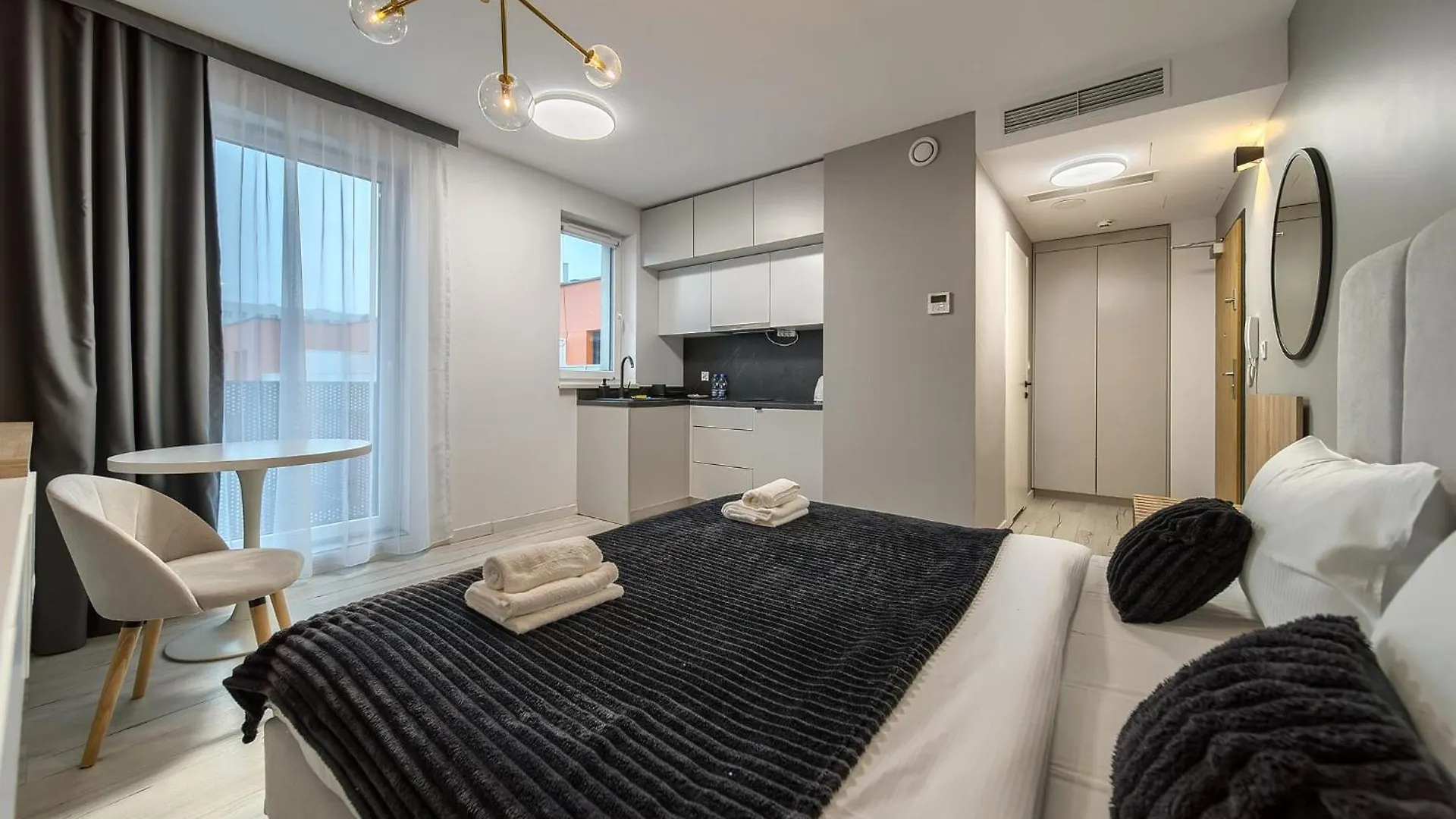 Apartament Park Skowroni Deluxe Studio Wrocław Polska